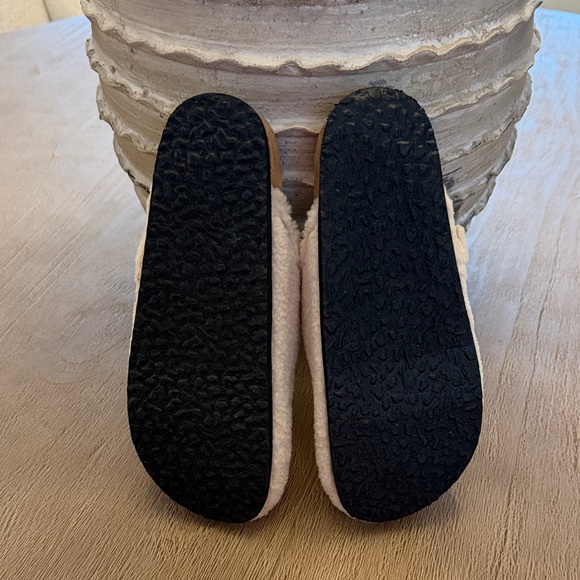 Cream Fuzzy Slip-On Clogs with Buckle - Picture 5 of 5